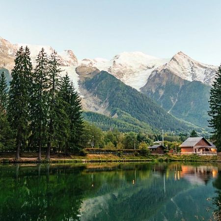 Apartment Au Bon Coin - Luxury Chamonix Hidden Haven, Mont Blanc View, Hot Tub And Garden 외부 사진