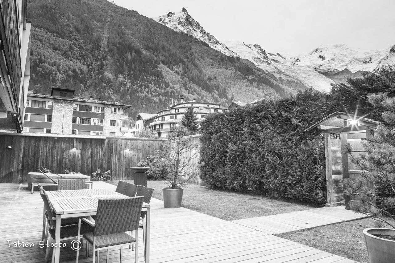 Apartment Au Bon Coin - Luxury Chamonix Hidden Haven, Mont Blanc View, Hot Tub And Garden 객실 사진