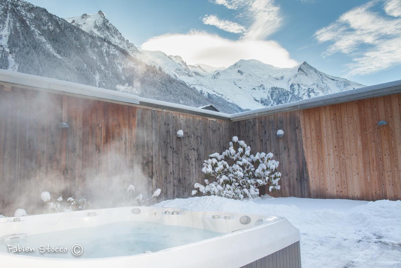 Apartment Au Bon Coin - Luxury Chamonix Hidden Haven, Mont Blanc View, Hot Tub And Garden 외부 사진