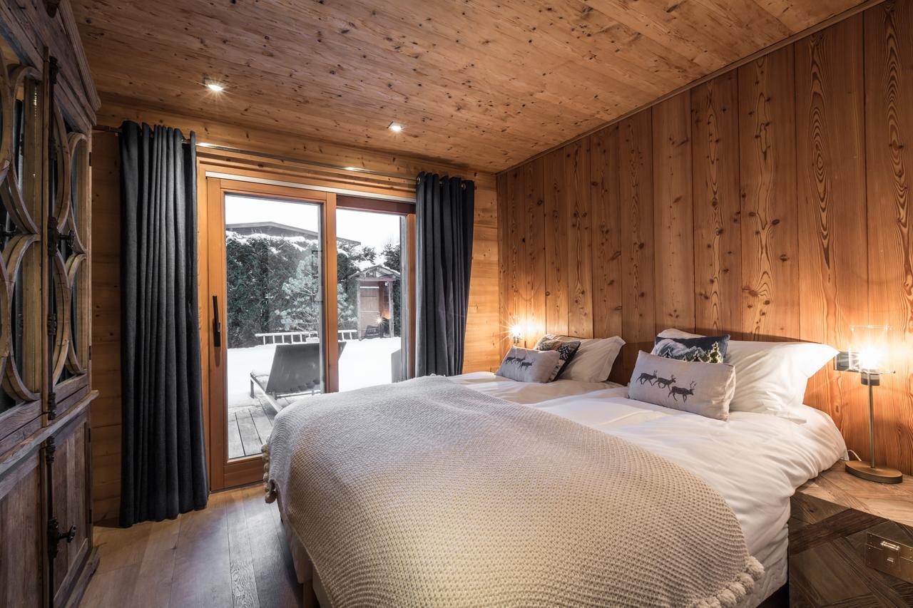 Apartment Au Bon Coin - Luxury Chamonix Hidden Haven, Mont Blanc View, Hot Tub And Garden 외부 사진