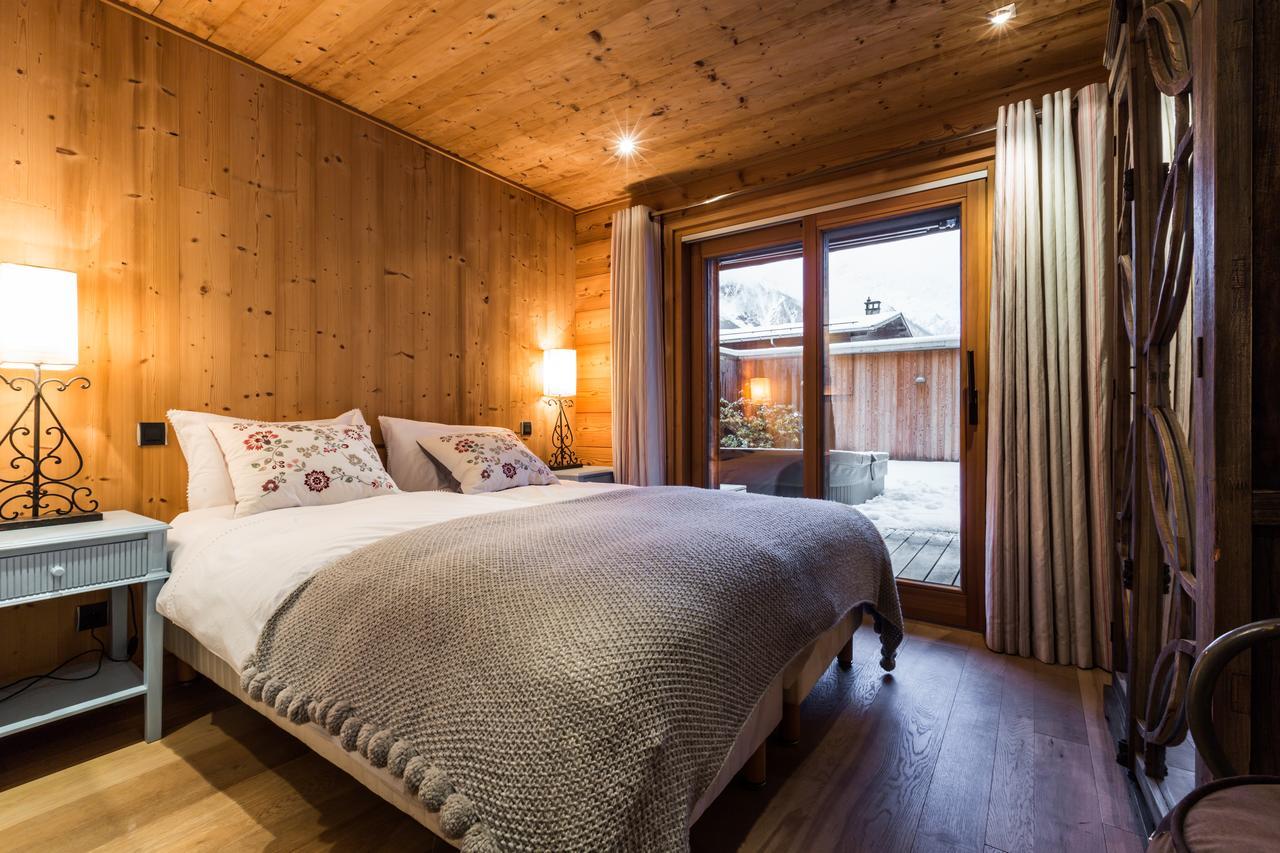 Apartment Au Bon Coin - Luxury Chamonix Hidden Haven, Mont Blanc View, Hot Tub And Garden 외부 사진
