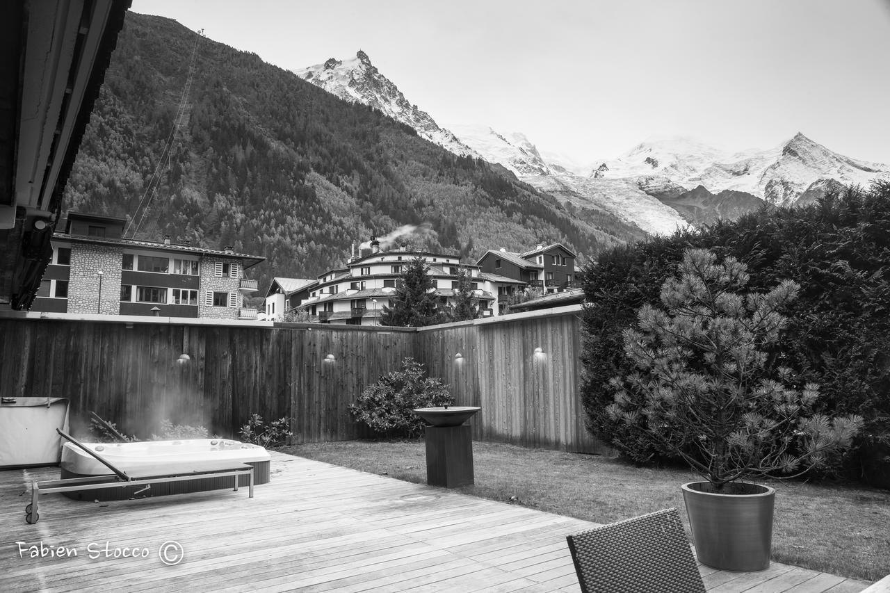 Apartment Au Bon Coin - Luxury Chamonix Hidden Haven, Mont Blanc View, Hot Tub And Garden 외부 사진